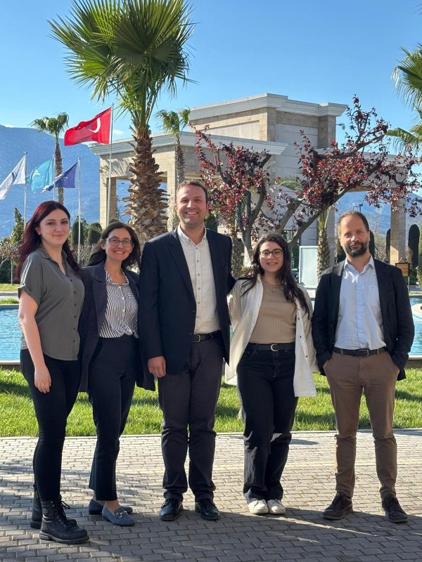 dis-politikanin-kulturel-temelleri-baslikli-projenin-bulgularina-iliskin-calistay-gerceklestirildi67fccf71c7caa.jpeg